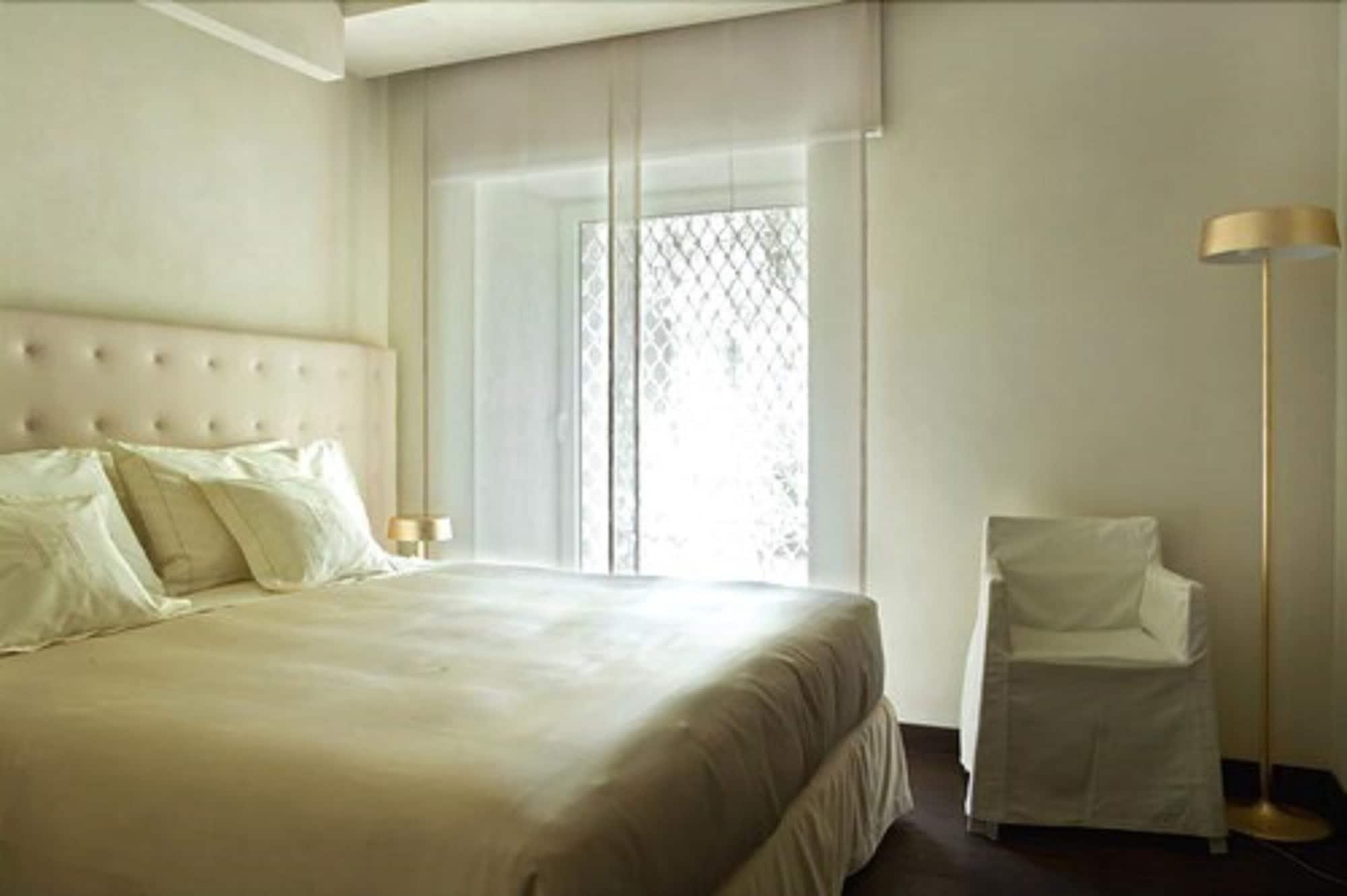House Hotel 4*
