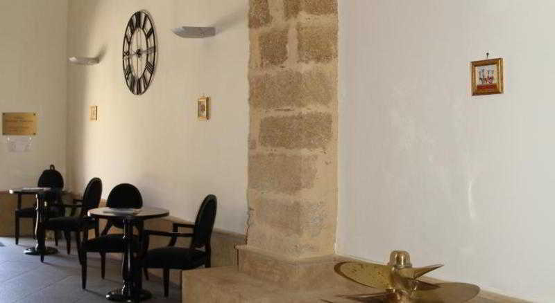 House 4*
