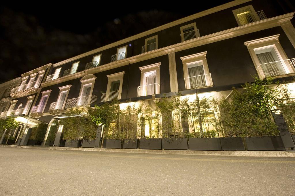 Hotel House